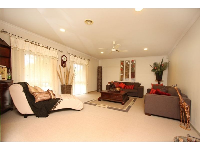 14 Somerville Crescent, Somerville VIC 3912