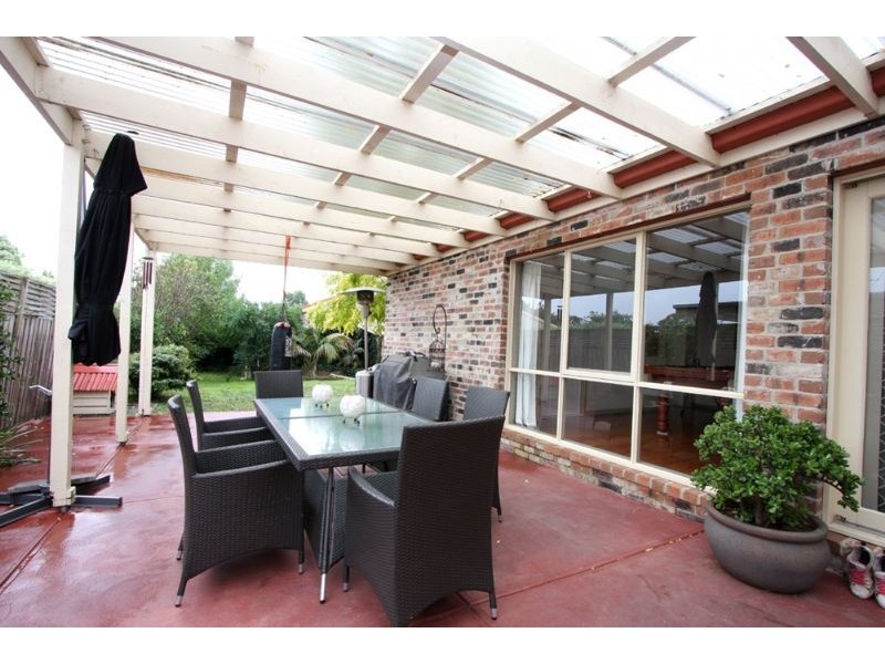 14 Somerville Crescent, Somerville VIC 3912