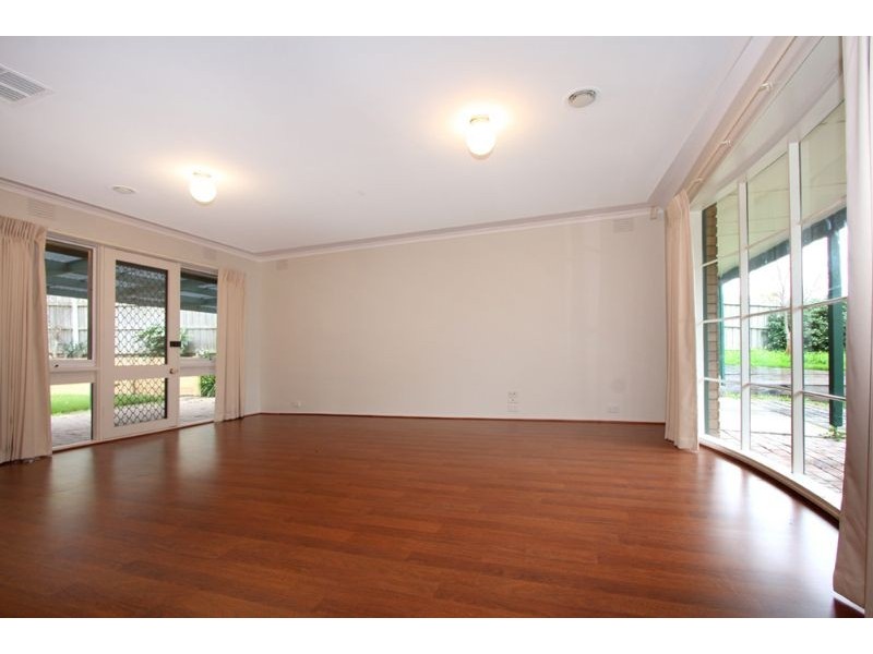 8 Jordan Street, Somerville VIC 3912