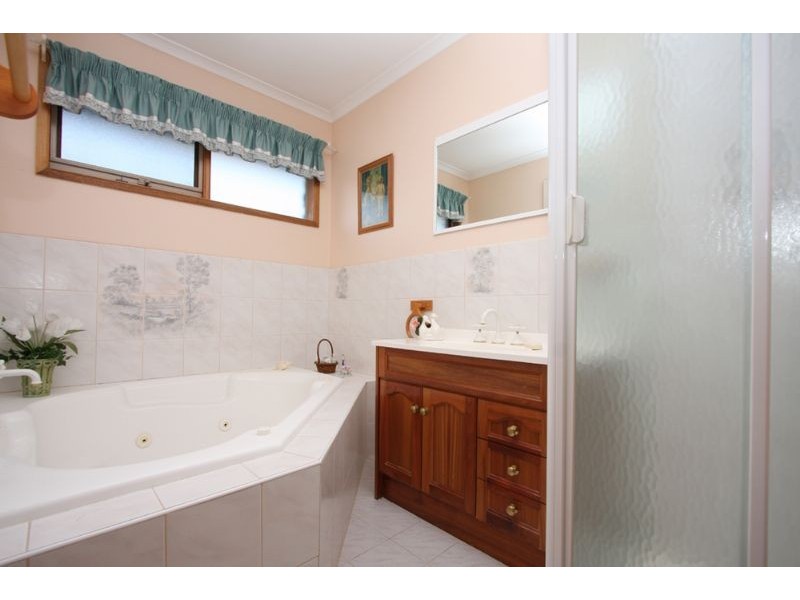 29 Stanley Street, Somerville VIC 3912