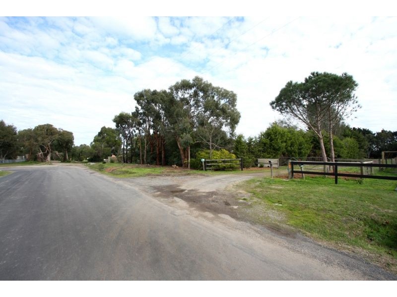 20 Austin Road, Somerville VIC 3912