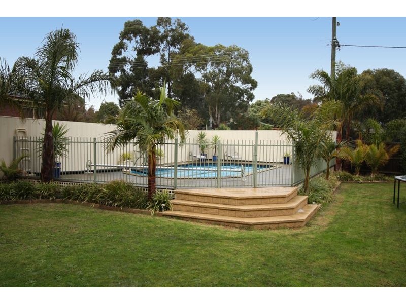 5 Eliza Place, Somerville VIC 3912