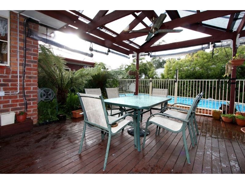 6 Snow Gum Place, Somerville VIC 3912
