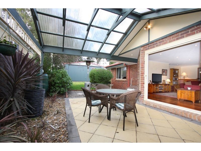 9 Swamp Gum Place, Somerville VIC 3912