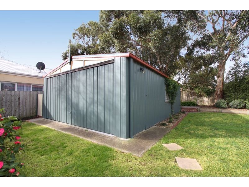 9 Swamp Gum Place, Somerville VIC 3912