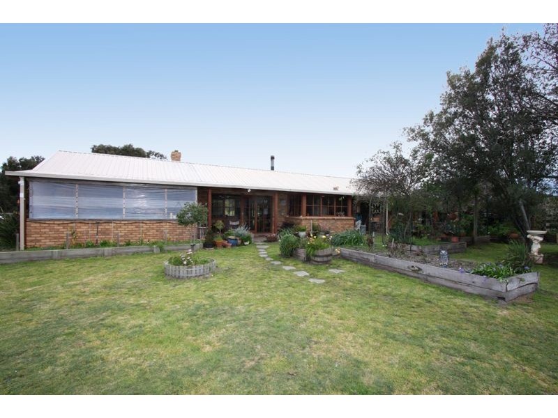 35 Whitneys Road, Somerville VIC 3912