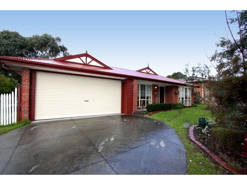 6 Snow Gum Place, Somerville VIC 3912