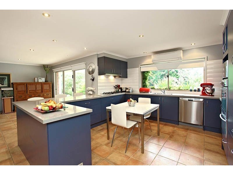 2 The Close, Somerville VIC 3912