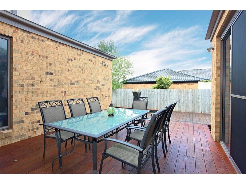 34 Petalnina Close, Somerville VIC 3912