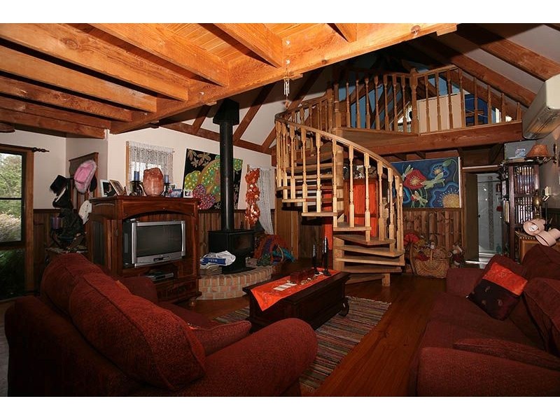 56 Eramosa Road East, Somerville VIC 3912