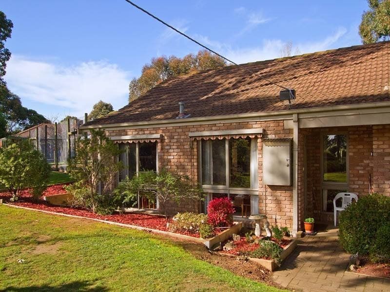 4 Barakee Drive, Somerville VIC 3912