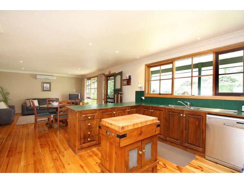 2 Miriam Court, Somerville VIC 3912