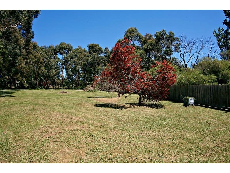 2 Kumala Drive, Somerville VIC 3912