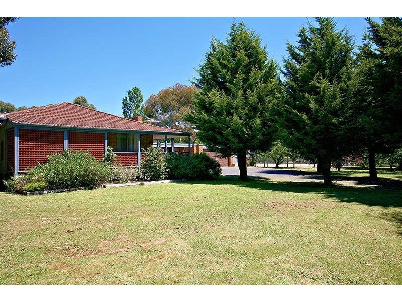 2 Kumala Drive, Somerville VIC 3912