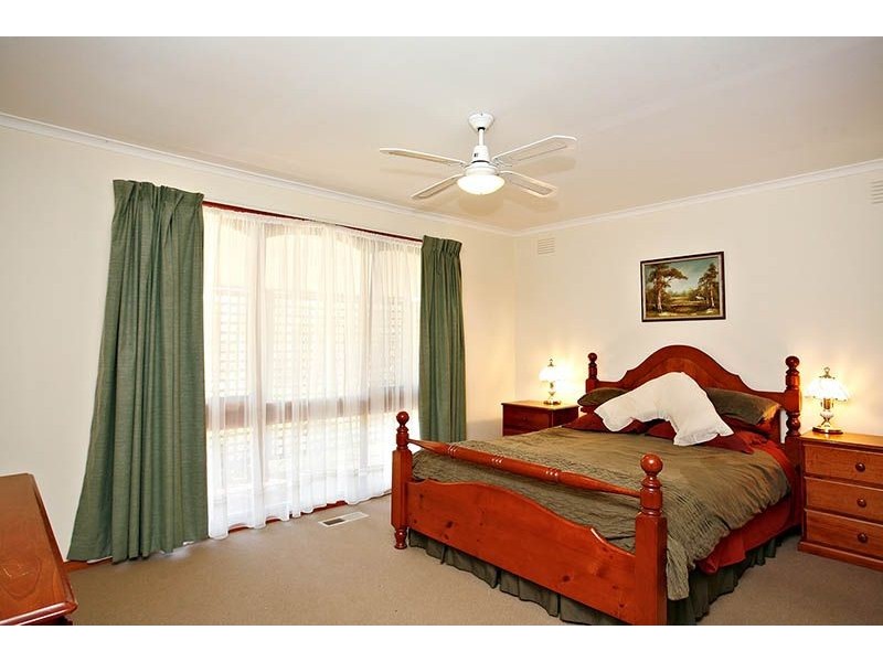 2 Kumala Drive, Somerville VIC 3912