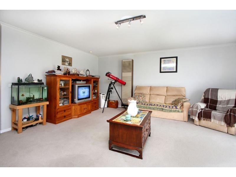 65 Clarendon Drive, Somerville VIC 3912