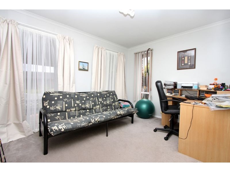 65 Clarendon Drive, Somerville VIC 3912