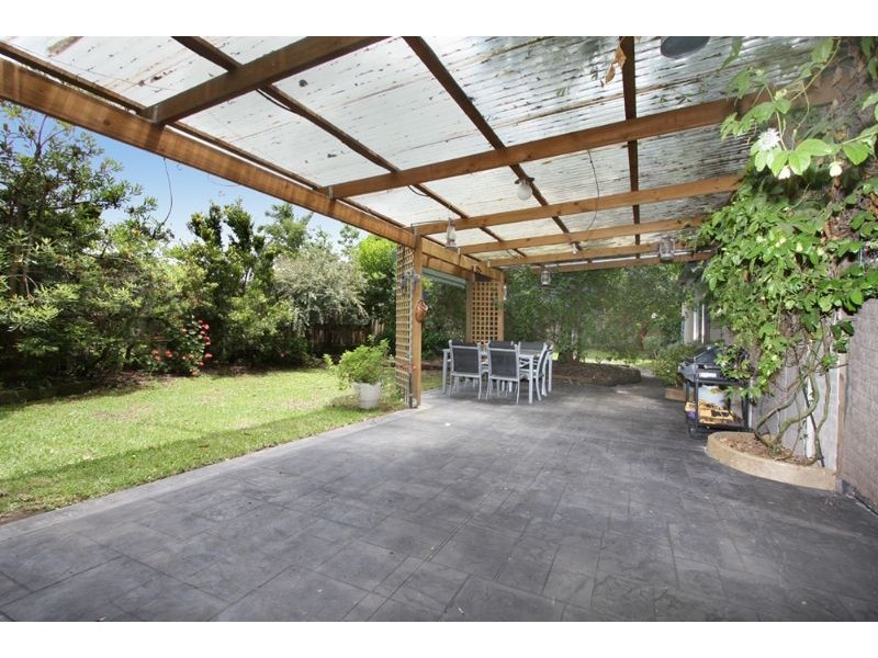 14 Craig Avenue, Tyabb VIC 3913