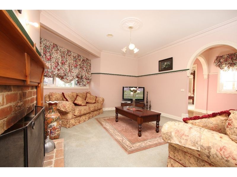 2 Cherry Close, Somerville VIC 3912