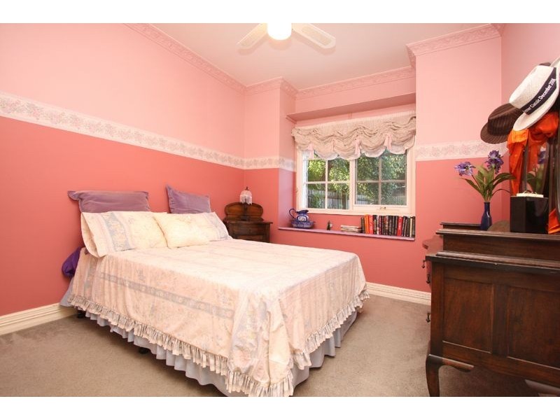 2 Cherry Close, Somerville VIC 3912