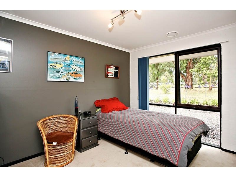 10 Cassandra Close, Somerville VIC 3912