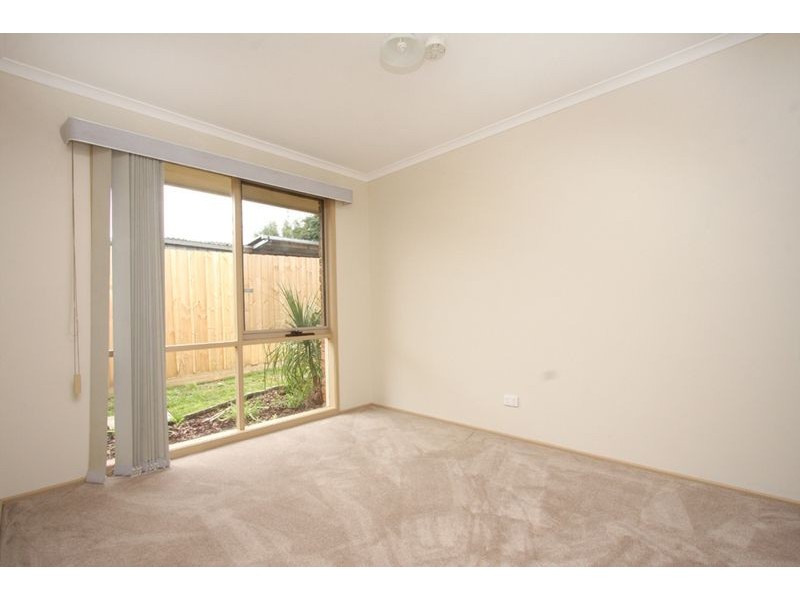 67 Clarendon Drive, Somerville VIC 3912