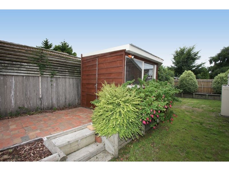 67 Clarendon Drive, Somerville VIC 3912