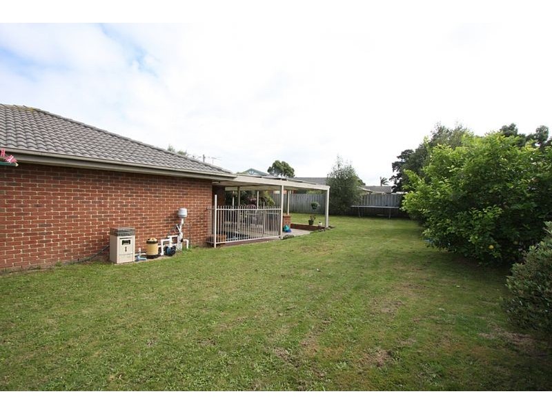 8 Cameron Court, Somerville VIC 3912