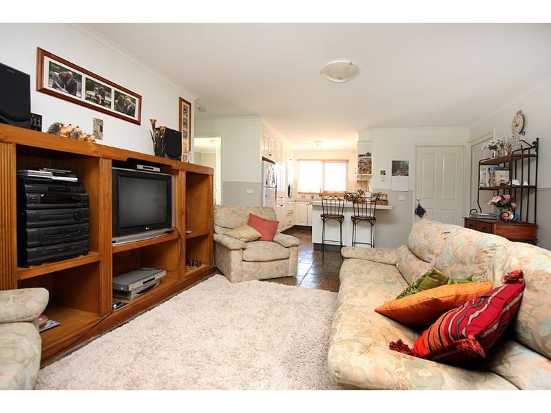 8 Cameron Court, Somerville VIC 3912