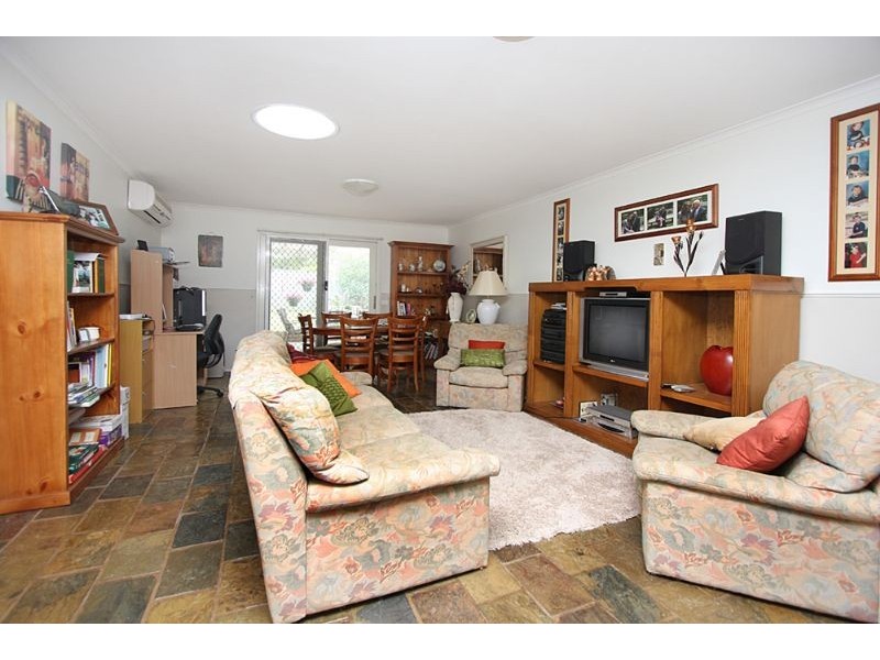 8 Cameron Court, Somerville VIC 3912