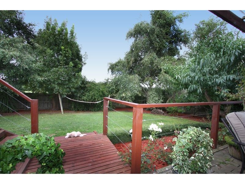 126 Clarendon Drive, Somerville VIC 3912