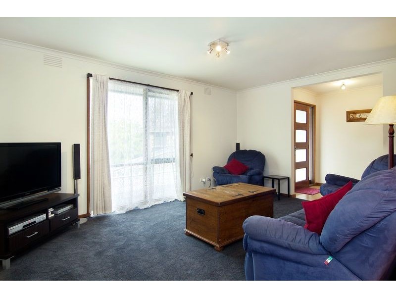 49 Deanswood Drive, Somerville VIC 3912