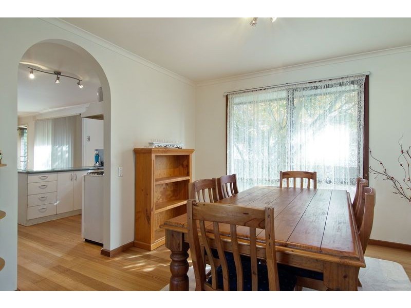 49 Deanswood Drive, Somerville VIC 3912