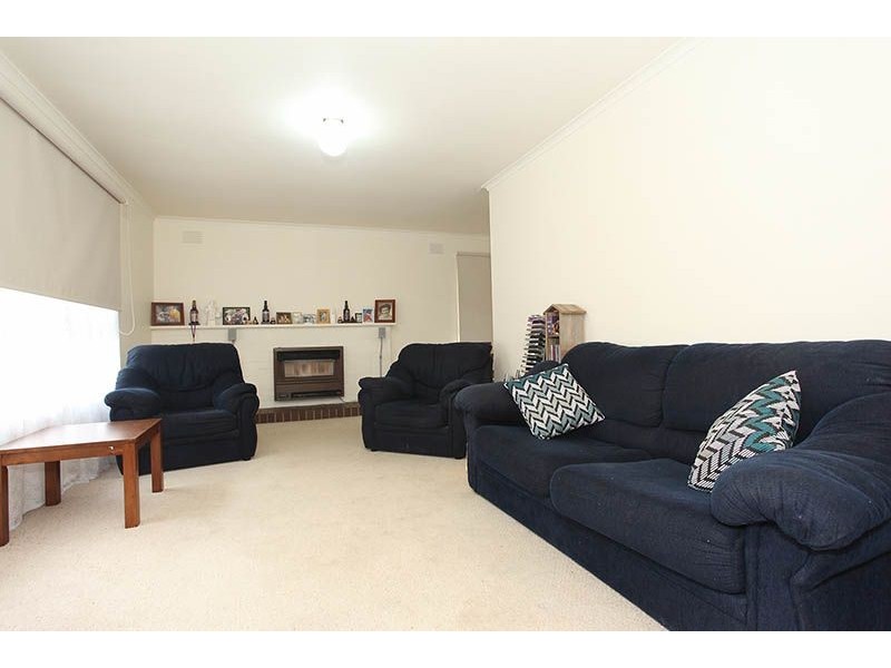 73 Eramosa Road East, Somerville VIC 3912