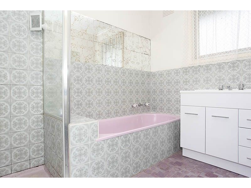 73 Eramosa Road East, Somerville VIC 3912