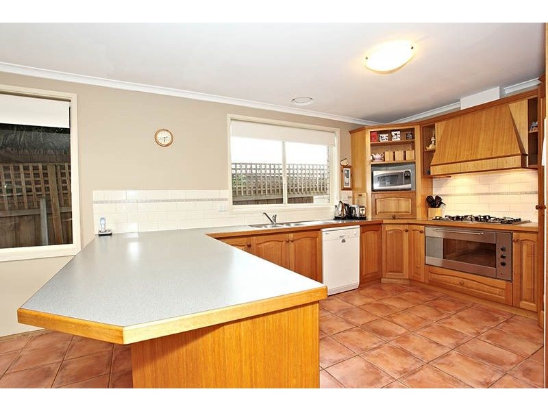 18 Forest Drive, Somerville VIC 3912
