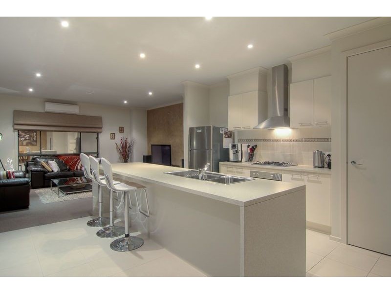 10 Dominic Mews, Somerville VIC 3912