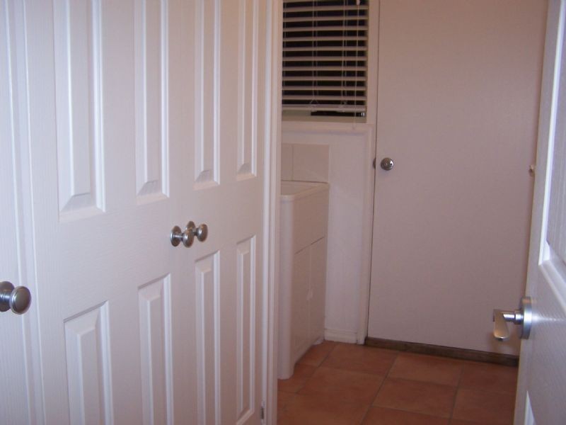 1/8 Raymond St, Somerville VIC 3912