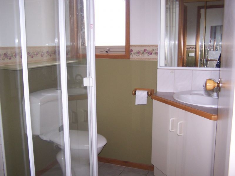24 Clairmont Close, Somerville VIC 3912