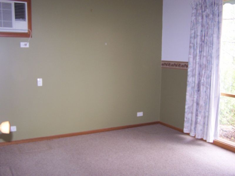 24 Clairmont Close, Somerville VIC 3912