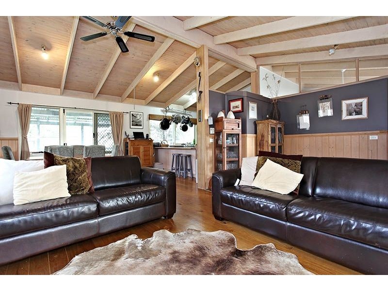 8 Cindy Court, Somerville VIC 3912