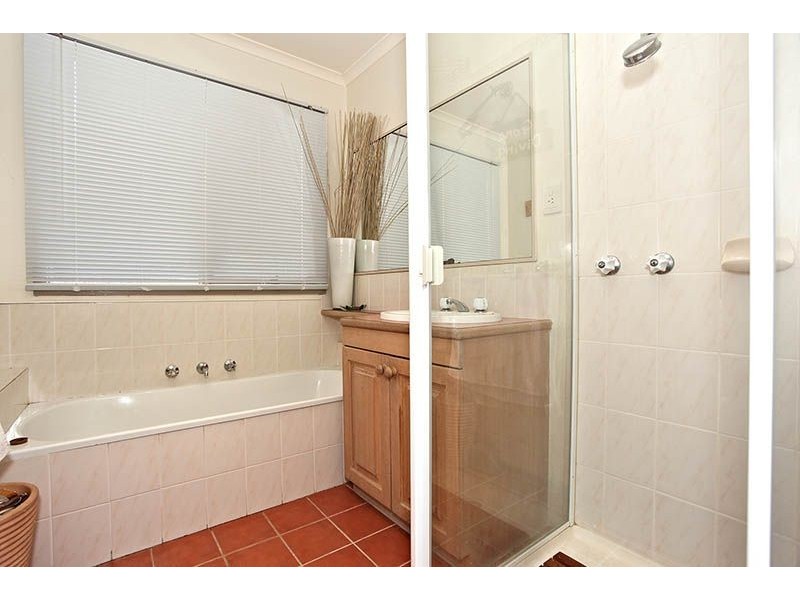 8 Cindy Court, Somerville VIC 3912