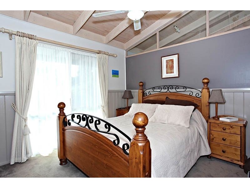 8 Cindy Court, Somerville VIC 3912