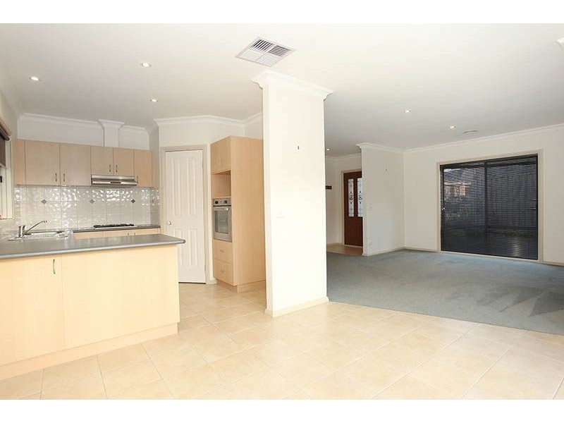 15/100 The Crescent, Tyabb VIC 3913