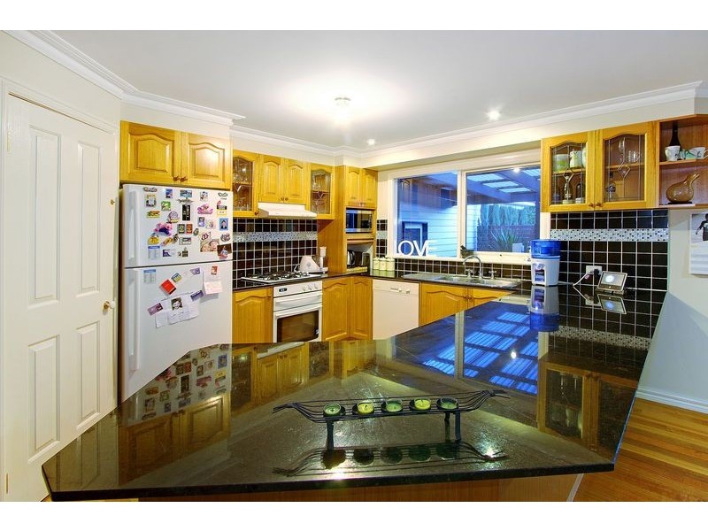 11 Arleon Court, Somerville VIC 3912