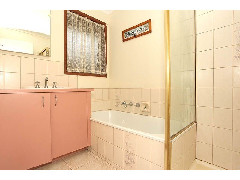 11 Wiltshire Drive, Somerville VIC 3912