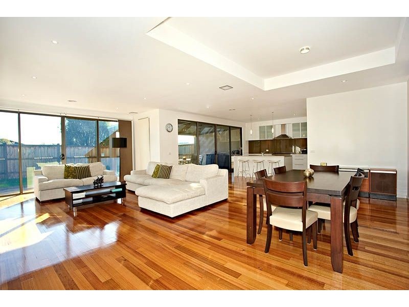 14 Peter Kent Drive, Somerville VIC 3912