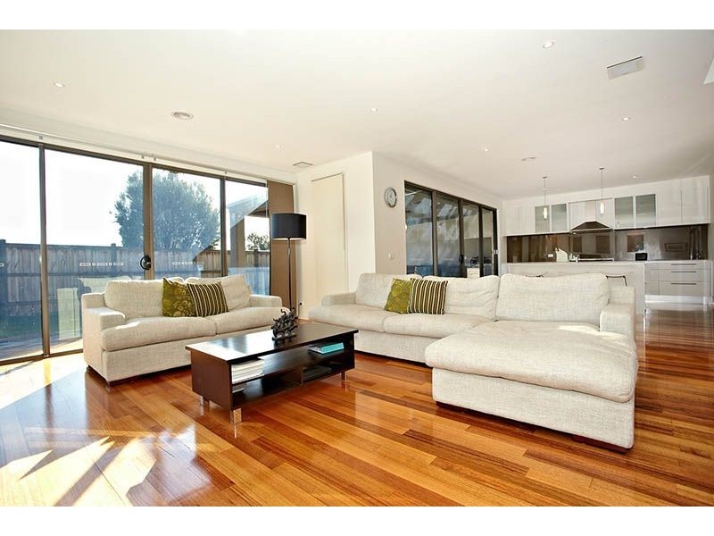 14 Peter Kent Drive, Somerville VIC 3912