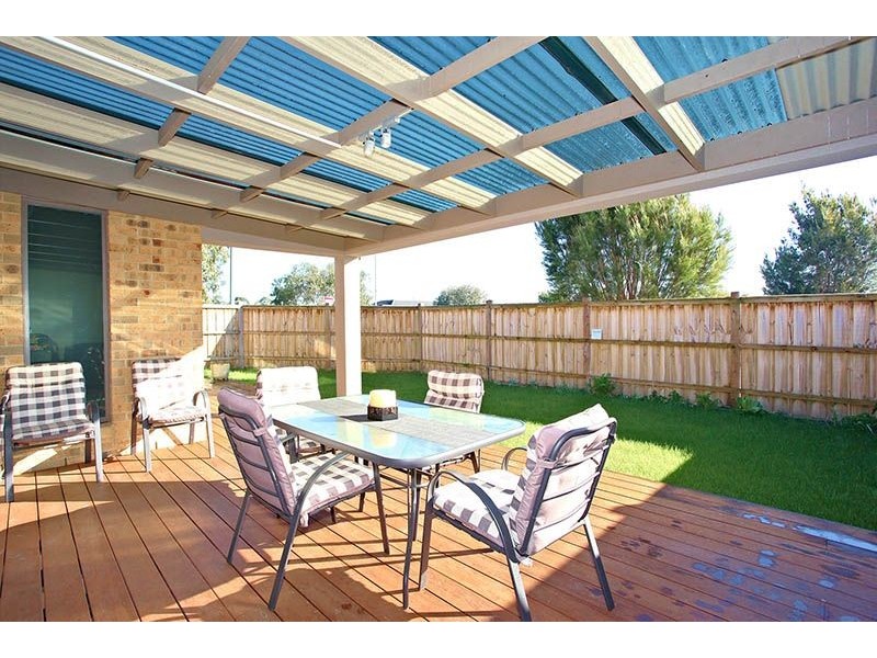 14 Peter Kent Drive, Somerville VIC 3912