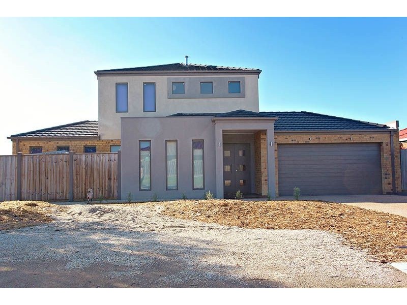 14 Peter Kent Drive, Somerville VIC 3912